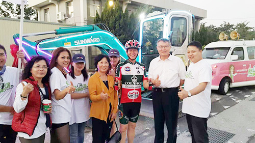 图说怪手环台净滩活动，，，，，，，智绘LETOU乐投智能环保节能