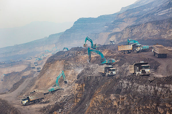 LETOU乐投智能SWE385ES液压混淆动力挖掘机获TOP50（2016）年度产品奖