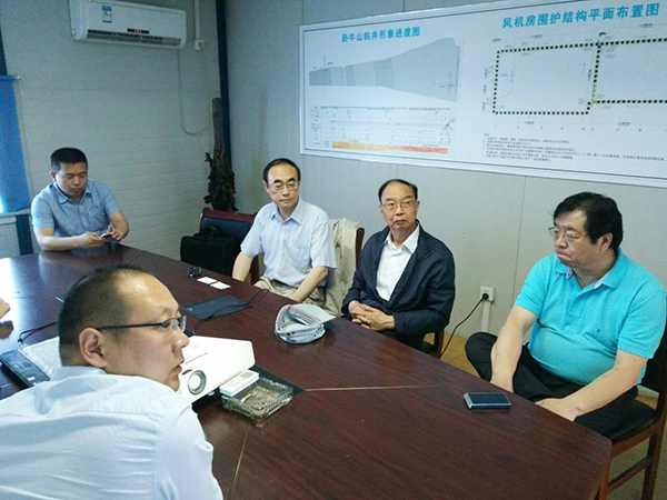 票鹄肫胜LETOU乐投智能双动力头强力多功效钻机屡创佳绩