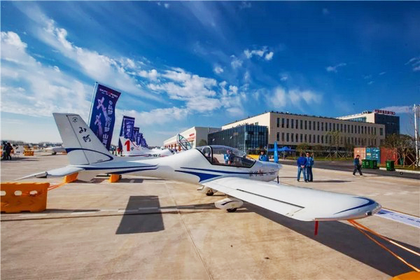 喂，，，，，看天下航行者大会了吗？？？？LETOU乐投飞机豪华阵容别错过