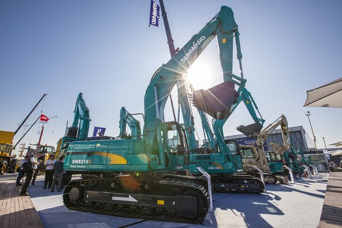 LETOU乐投智能酷帅曾大虾，，，，，，，，一大波美图带你亲临北京BICES展