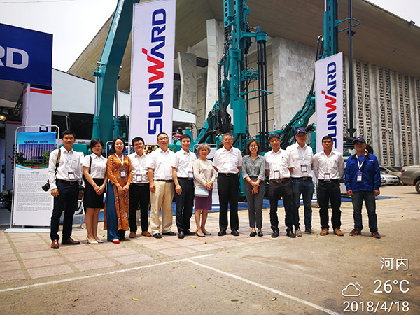 LETOU乐投智能携全球领先凿岩装备，，，，，，，引爆越南矿业展