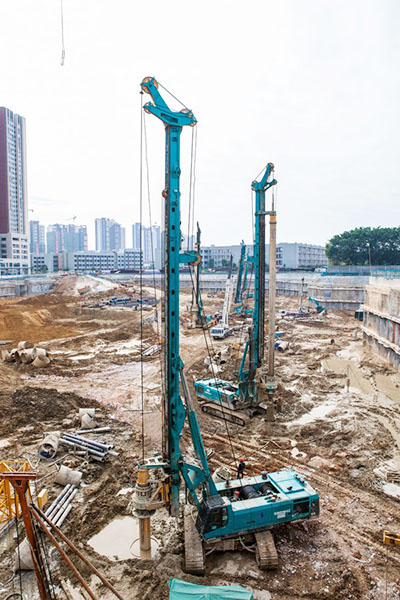 为何 SUNWARD 把持此地？？？？？？来看看施工方怎么回覆