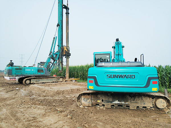 加速雄安新区建设，，，LETOU乐投智能旋挖启动京雄城际铁路第一钻