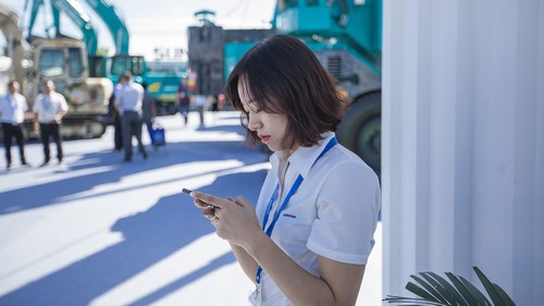 LETOU乐投智能酷帅曾大虾，，，，，，，，一大波美图带你亲临北京BICES展