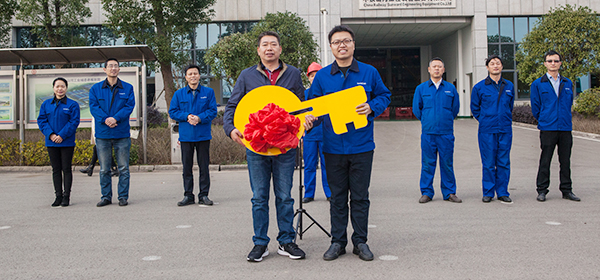 情人节牵手乐成，，，，，LETOU乐投智能SWDM520“我爱你”出嫁了