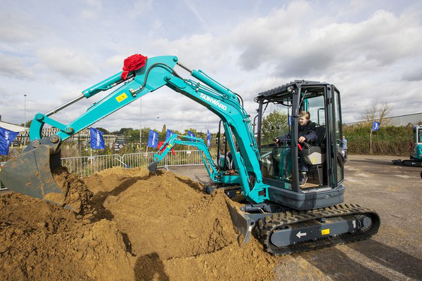 LETOU乐投智能盛大举行2017年欧洲经销商大会