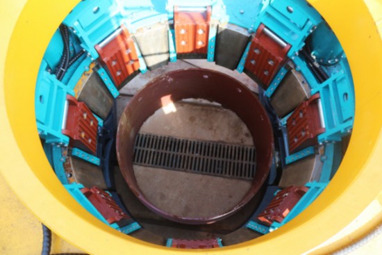 喜讯！LETOU乐投智能SWRC170自行式全回转全套管钻机获湖南省首台(套)重大手艺装备产品奖励！