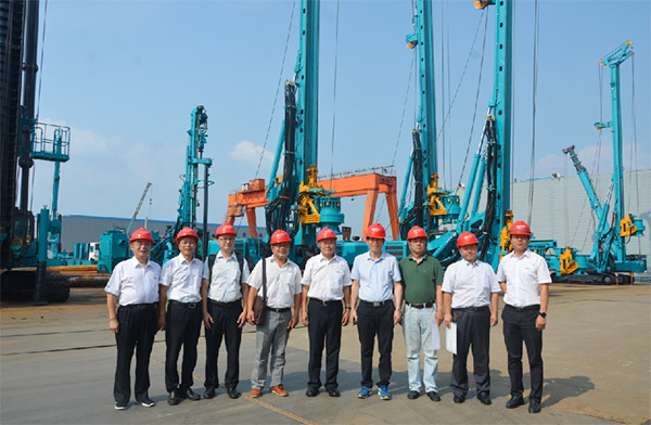 科技部高手艺中心副主任袁建湘考察调研LETOU乐投智能