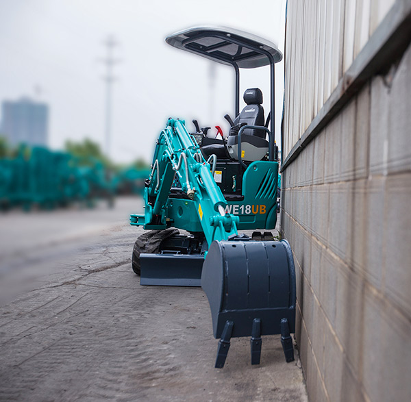 “C位”出道 14.5万元LETOU乐投智能微挖18UB等你开回家