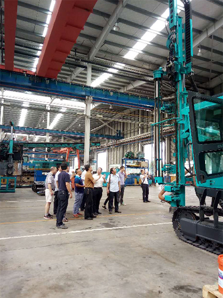 2017年钻凿工业生长峰会在LETOU乐投智能顺遂召开