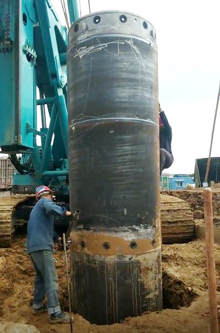 本钱节约几百万，，，，，，，这台旋挖是我的摇钱树