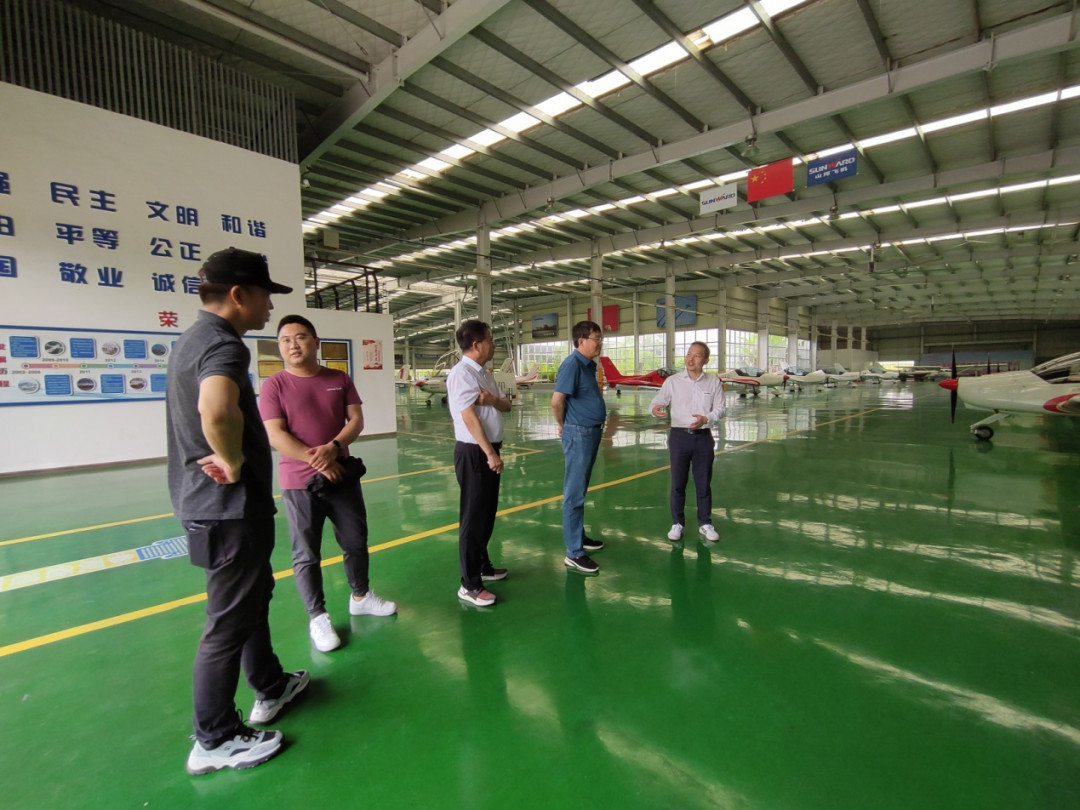 呼伦贝尔城投集团董事长柴冠辉率团考察LETOU乐投科技