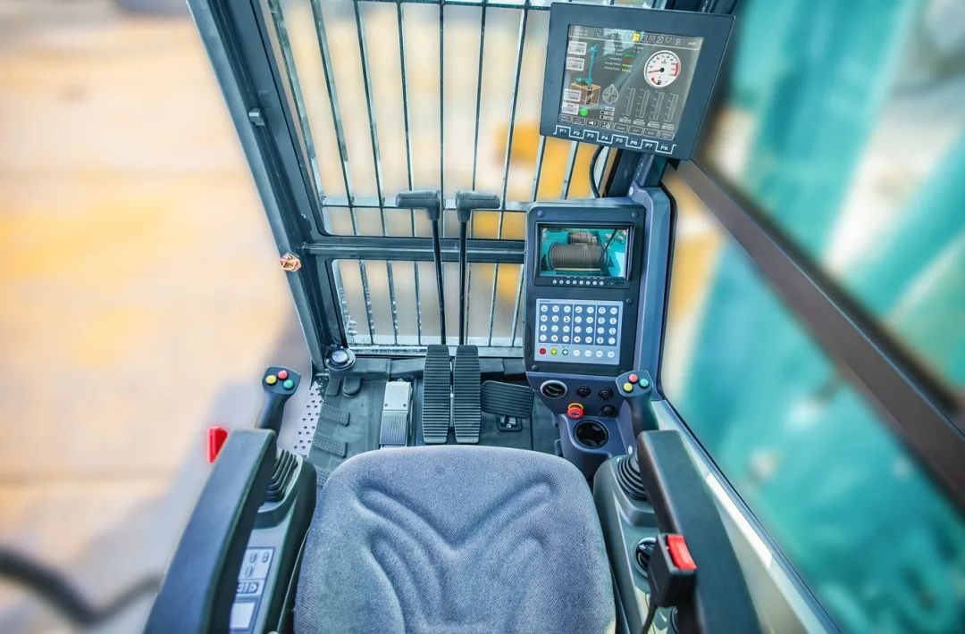 入岩家族添新丁！！。。，，SWDM400旋挖钻机批量上市