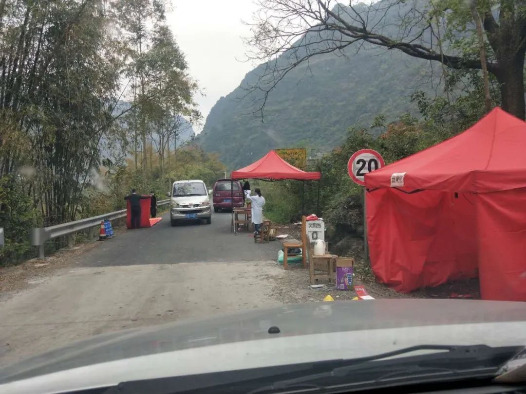 疫情阻隔，，，，效劳常在