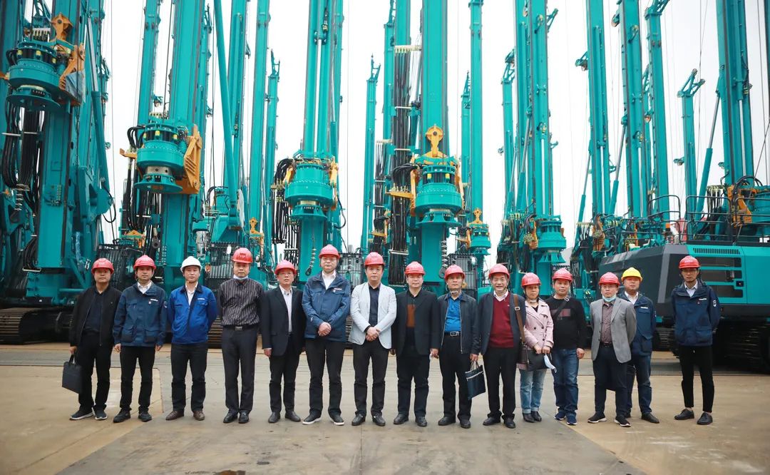 省工信行业事务中心杨卫华副主任一行莅临LETOU乐投智能调研