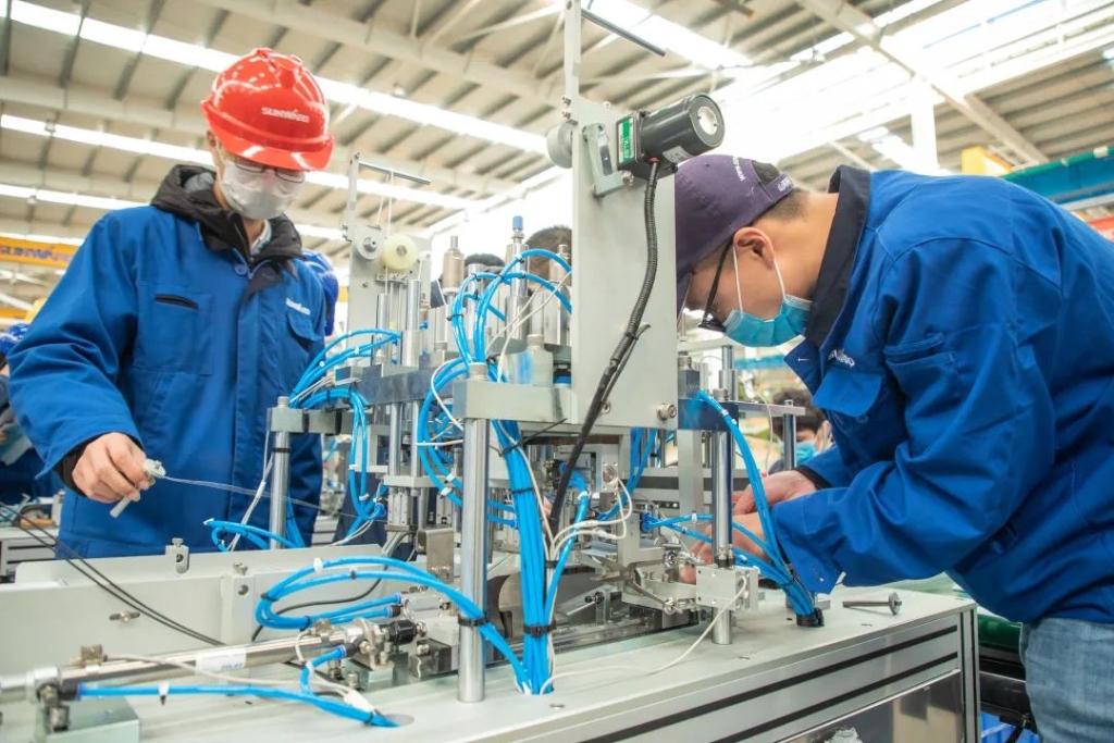 LETOU乐投智能首台口罩机交付客户