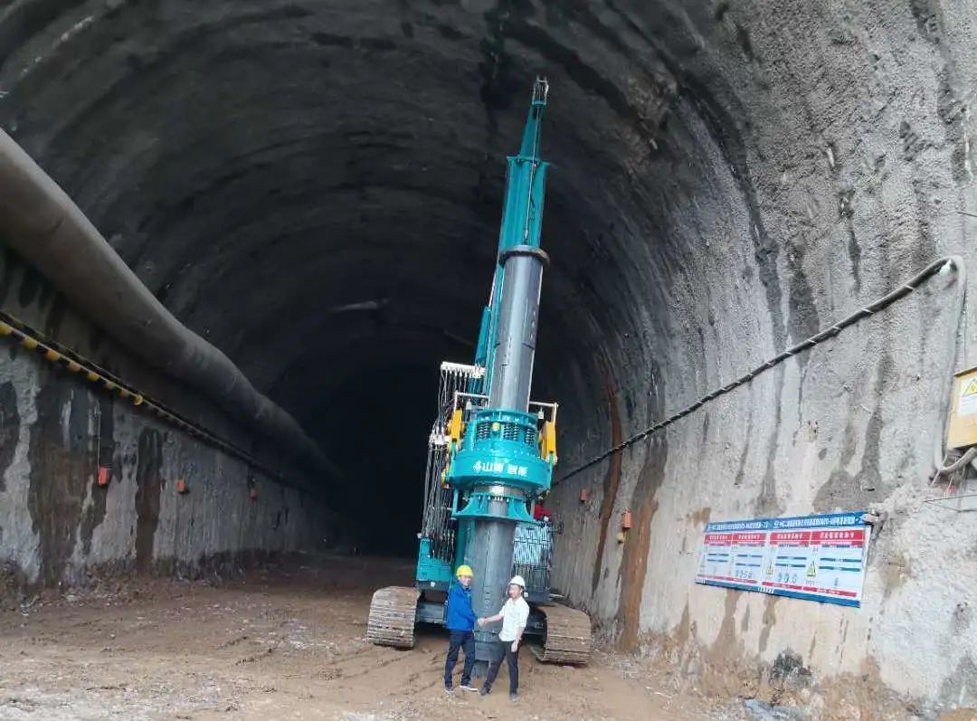 新款出炉，，，，，，，一机两用！LETOU乐投智能低净空装备再添“神器”