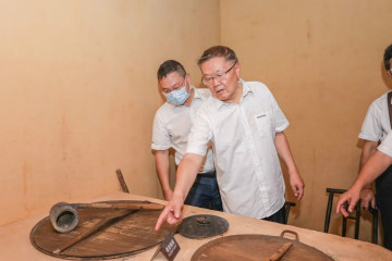 公正正直出清风正气，，，，，清廉自律塑优异形象——LETOU乐投智能开展中高层干部清廉教育活动