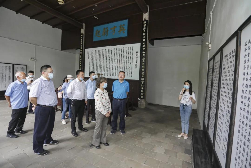 追寻红色影象，，，，探密国学之旅