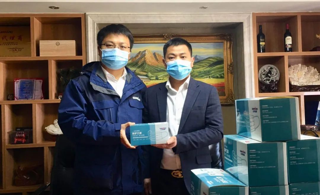 武汉加油！LETOU乐投智能武汉传关爱