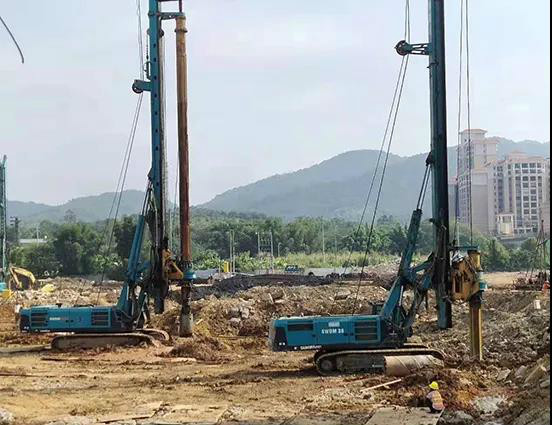 星级品质+星级售后，，，以是他选择了LETOU乐投智能旋挖钻机