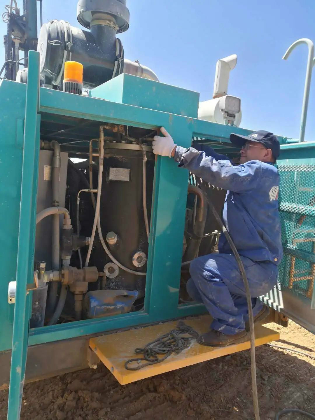 凿岩效劳见缝插针 LETOU乐投关爱无微不至——LETOU乐投智能凿岩装备效劳万里行活动走进甘肃平凉