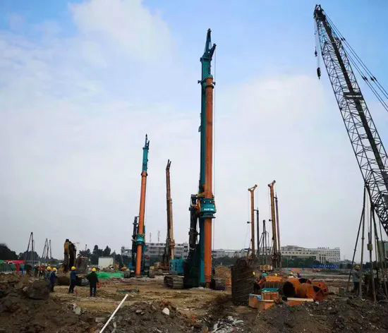 从事基础施工32年的老行家为LETOU乐投智能旋挖钻机代言