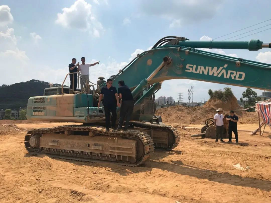 感恩相伴，，，，关爱相随——LETOU乐投智能效劳万里行深入广洋装务客户