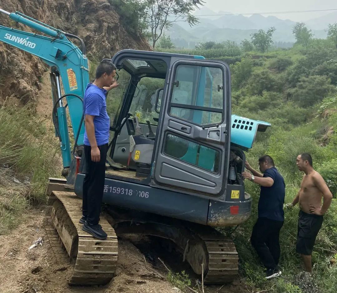 感恩相伴 关爱相随——北京LETOU乐投效劳万里行