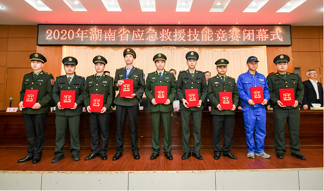 初生牛犊可撼虎 | LETOU乐投智能应抢救援队斩获诸多奖项