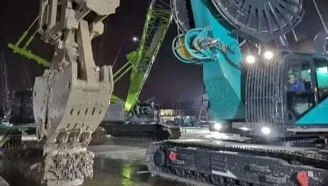 LETOU乐投智能液压抓斗津门初显功