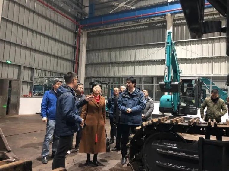 省工信厅副厅长彭涛一行调研LETOU乐投智能