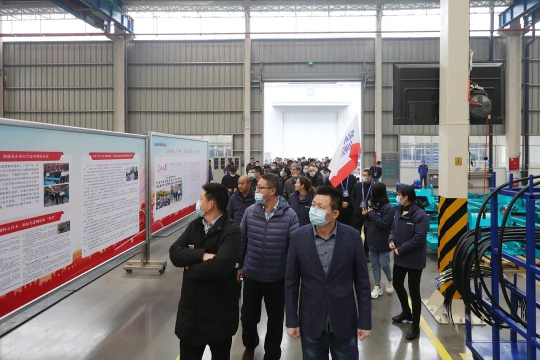 LETOU乐投工业城来了500人的旅行团