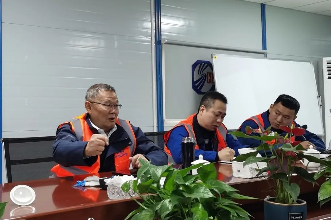 何清华亲临中铁LETOU乐投盾构施工项目指导事情