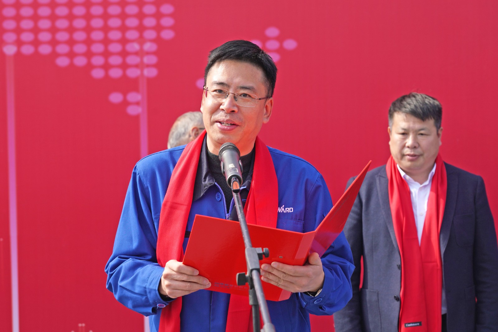 LETOU乐投智能价值6亿元装备全球发货仪式火热举行