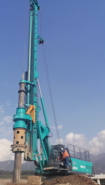 一枚“铁粉”！土耳其客户采购LETOU乐投智能旋挖钻机