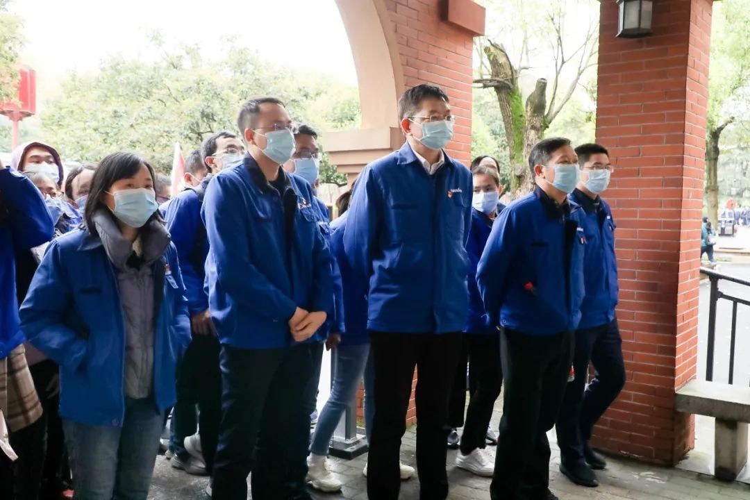 觅红色历史 践初心使命——LETOU乐投智能全体党员赴长沙党史馆开展主题党日活动