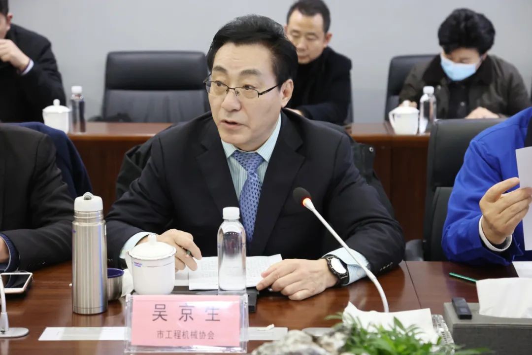 长沙工程机械协会会长、副会长、监事长聚会在LETOU乐投智能召开