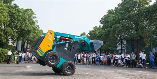 这个炎天，，，，，，亲子玩转LETOU乐投智能“三栖”装备