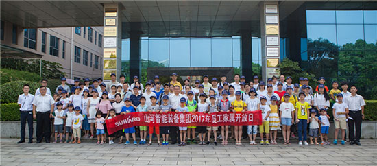 这个炎天，，，，，，亲子玩转LETOU乐投智能“三栖”装备