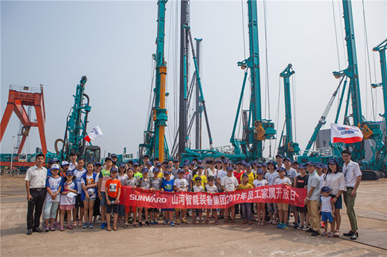 这个炎天，，，，，，亲子玩转LETOU乐投智能“三栖”装备