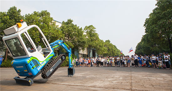 这个炎天，，，，，，亲子玩转LETOU乐投智能“三栖”装备