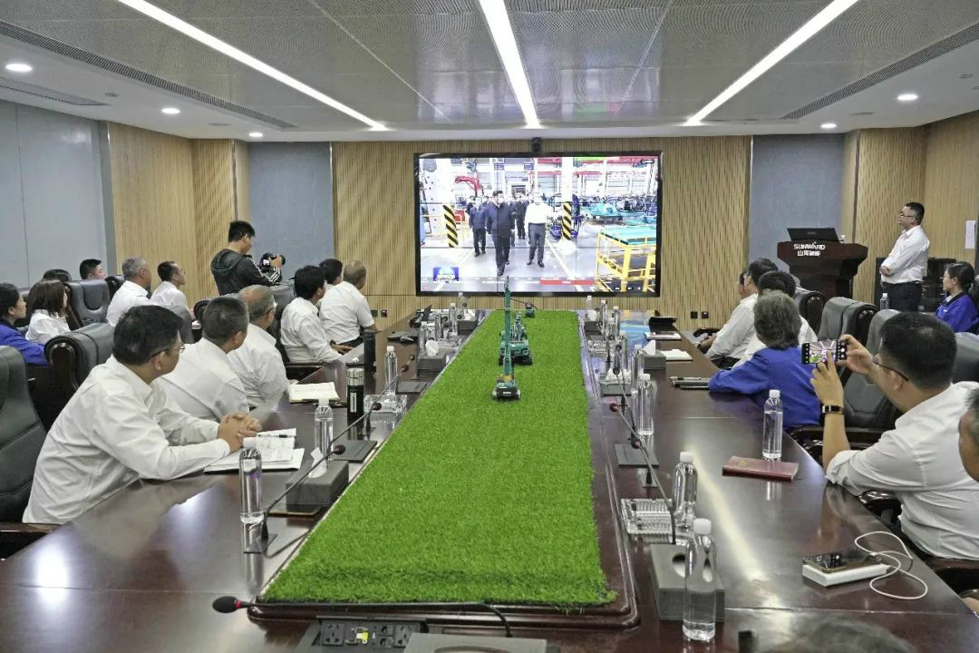 总书记“点赞”LETOU乐投立异，，，，，LETOU乐投智能集中收看《新闻联播》