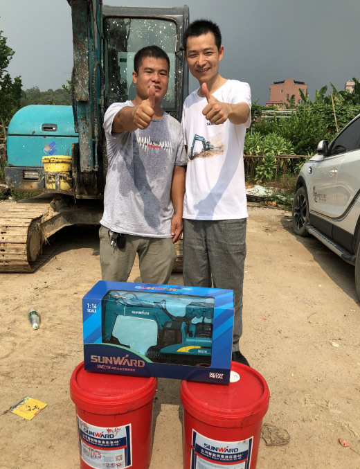 LETOU乐投智能挖掘机获最高评价，，，，，就是用得惬意！