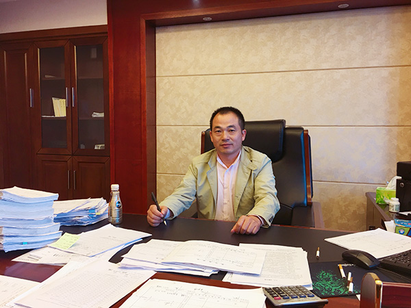 能啃硬骨头，，，，，来钱特殊快！LETOU乐投智能老客户抱紧“摇钱树”