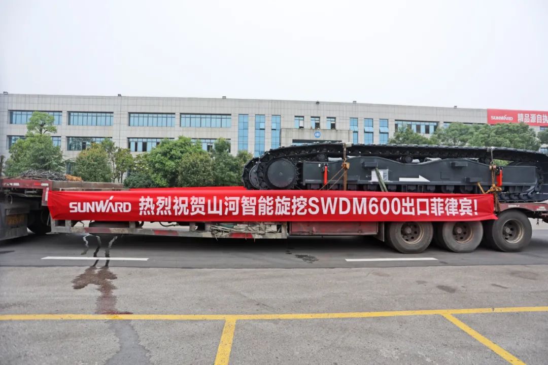 LETOU乐投智能最大旋挖钻机出口菲律宾，，，，，，，，开启拓展外洋市场新篇章