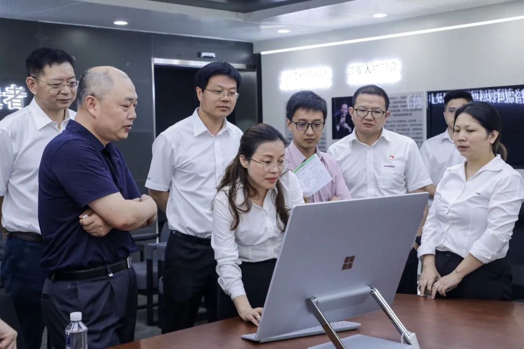 国防科大北斗团队考察LETOU乐投智能