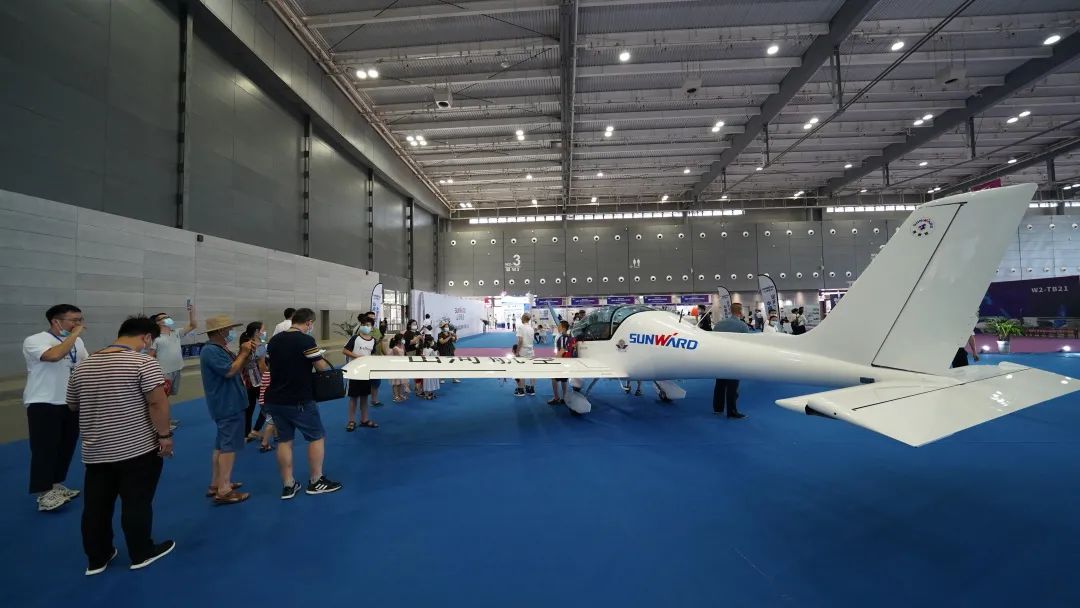 明星产品受追捧，，，，LETOU乐投航空携多款产品精彩亮相2021年湖南航展