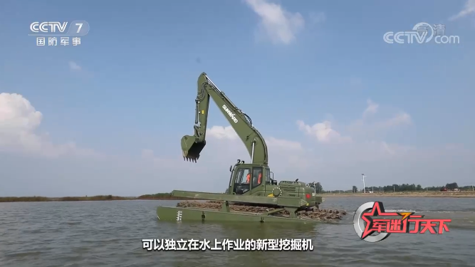 水陆两用挖掘机亮相央视！LETOU乐投智能应抢救援“猛将”出战